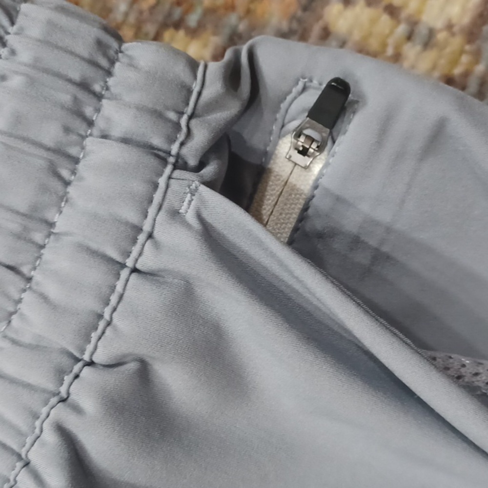 Vuori Weekend Jogger - Picture 4 of 7